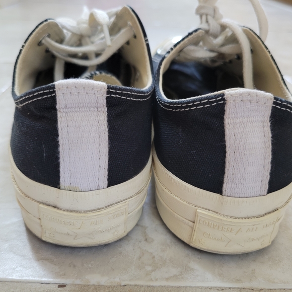 Comme Des Garçons PLAY x Converse Unisex Chuck Taylor Sneakers - Picture 4 of 7